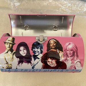 HSM pink/blue IN & OUT lunchbox closureBRACELET HAND HOLD BARRELL shape💕💕💕💕